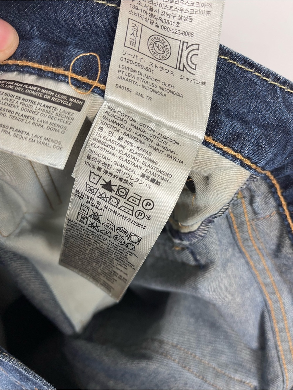 Levi’s 541 Athletic Taper Jeans Men’s 38x32 Dark Wash Stretch Denim Faded Blue - Picture 6 of 7